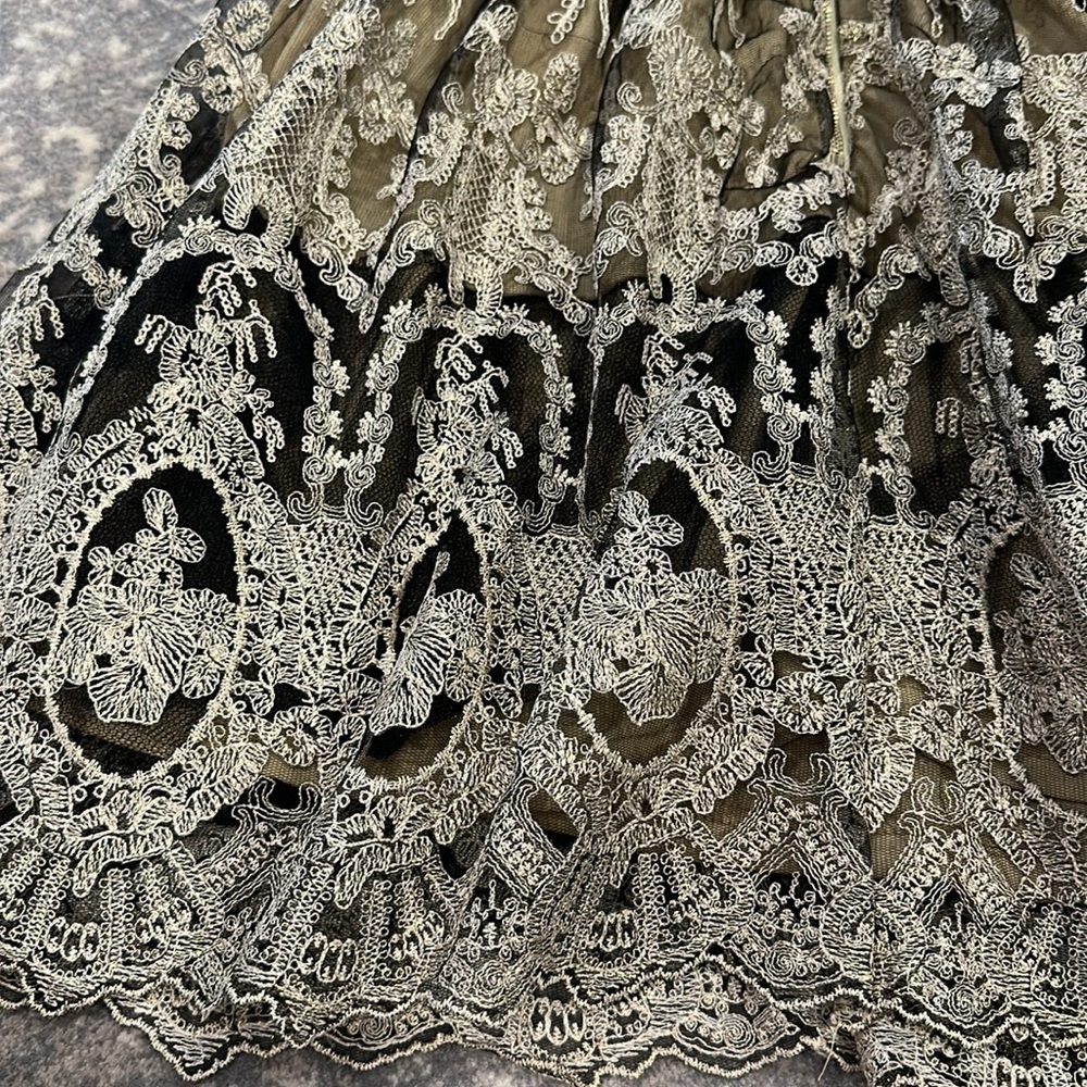 INA AMAZING GOLD AND BLACK LACE T BACK DRESS - Picture 7 of 15